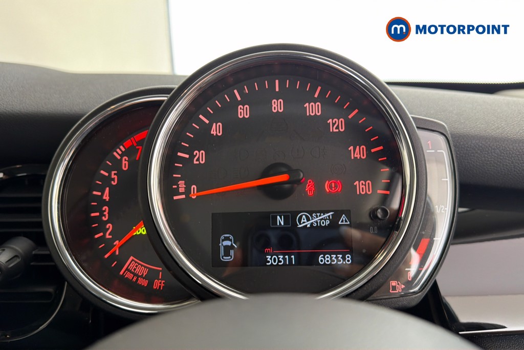 Mini Hatchback Cooper Classic Manual Petrol Hatchback - Stock Number (1668091) - 8th supplementary image