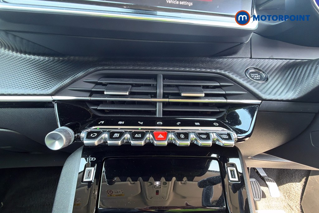 Peugeot 2008 Allure Premium Manual Petrol SUV - Stock Number (1668156) - 4th supplementary image