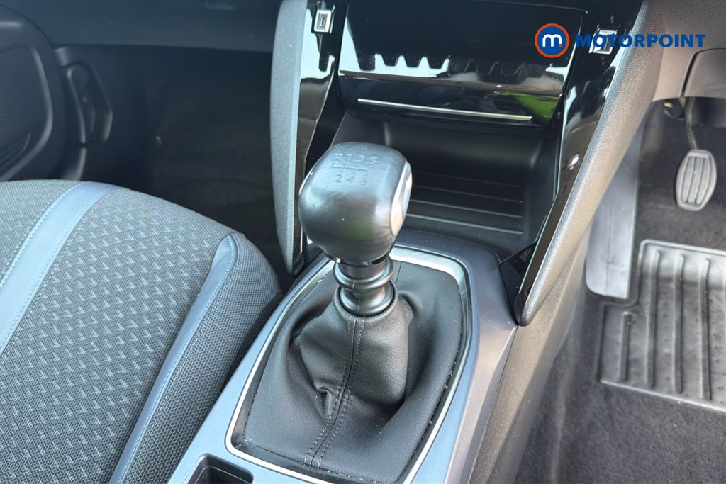 Peugeot 2008 Allure Premium Manual Petrol SUV - Stock Number (1668156) - 7th supplementary image