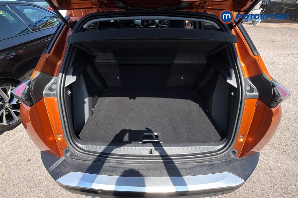 Peugeot 2008 Allure Premium Manual Petrol SUV - Stock Number (1668156) - 34th supplementary image