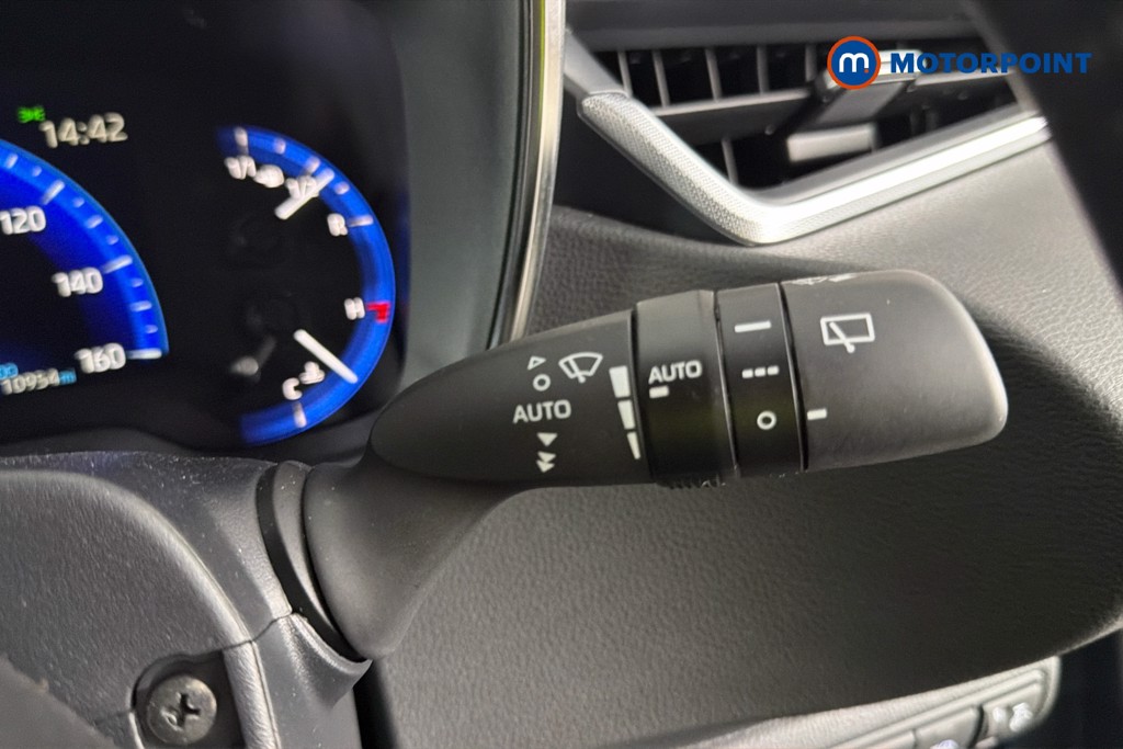Toyota Corolla Design Automatic Petrol-Electric Hybrid Hatchback - Stock Number (1668214) - 7th supplementary image