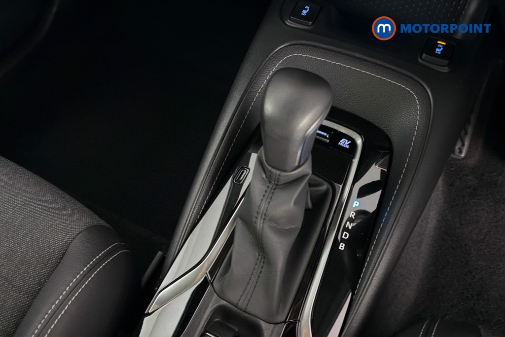 Toyota Corolla Design Automatic Petrol-Electric Hybrid Hatchback - Stock Number (1668214) - 15th supplementary image