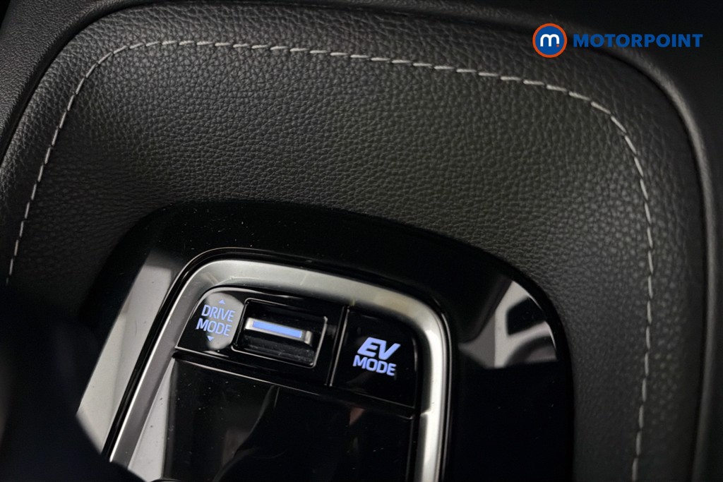 Toyota Corolla Design Automatic Petrol-Electric Hybrid Hatchback - Stock Number (1668214) - 17th supplementary image