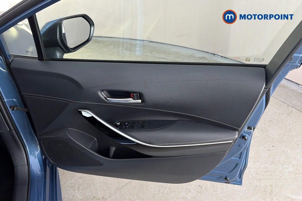 Toyota Corolla Design Automatic Petrol-Electric Hybrid Hatchback - Stock Number (1668214) - 19th supplementary image