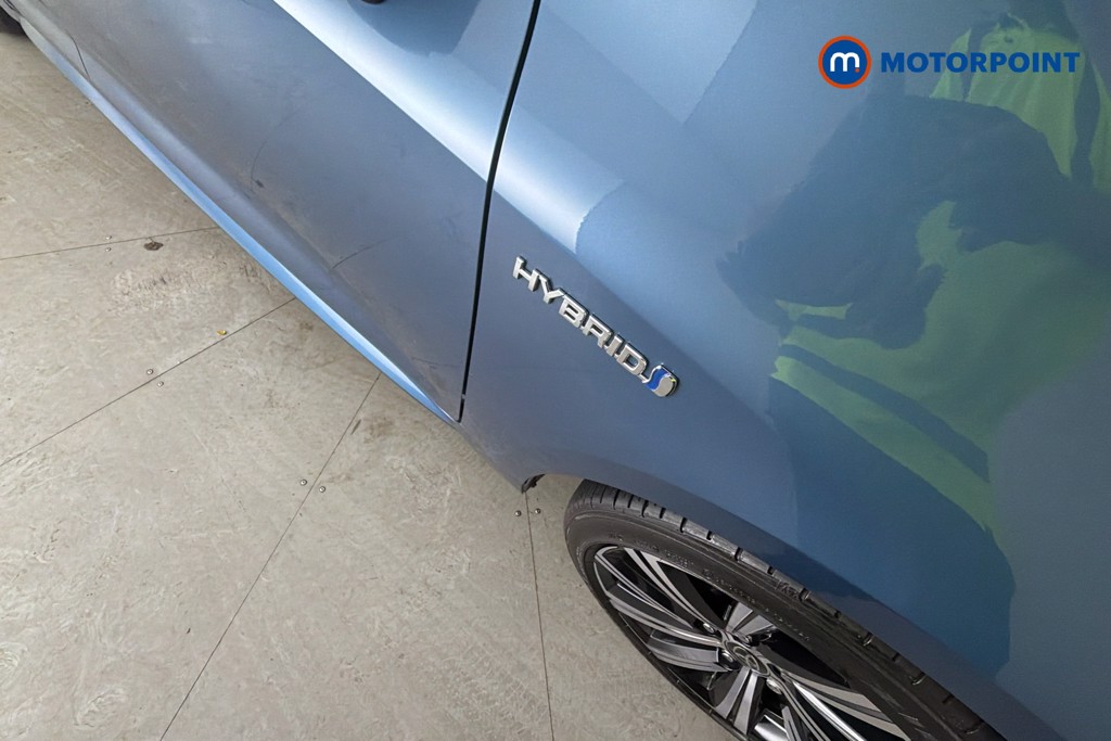 Toyota Corolla Design Automatic Petrol-Electric Hybrid Hatchback - Stock Number (1668214) - 46th supplementary image