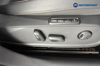 Cupra Formentor V2 Automatic Petrol Plug-In Hybrid SUV - Stock Number (1668215) - 23rd supplementary image