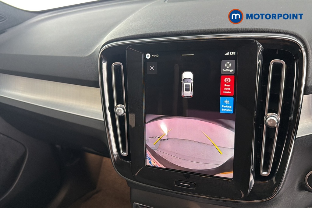 Volvo Xc40 Core Automatic Petrol SUV - Stock Number (1668236) - 13th supplementary image