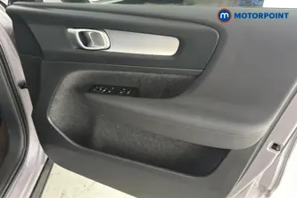 Volvo Xc40 Core Automatic Petrol SUV - Stock Number (1668236) - 18th supplementary image