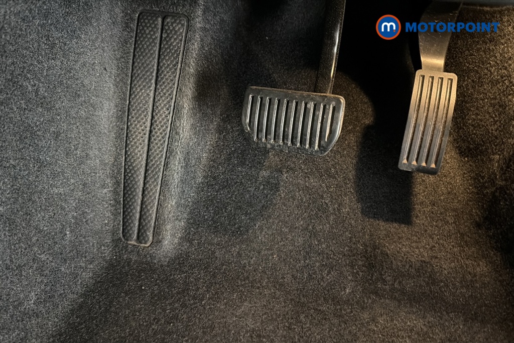 Volvo Xc40 Core Automatic Petrol SUV - Stock Number (1668236) - 24th supplementary image
