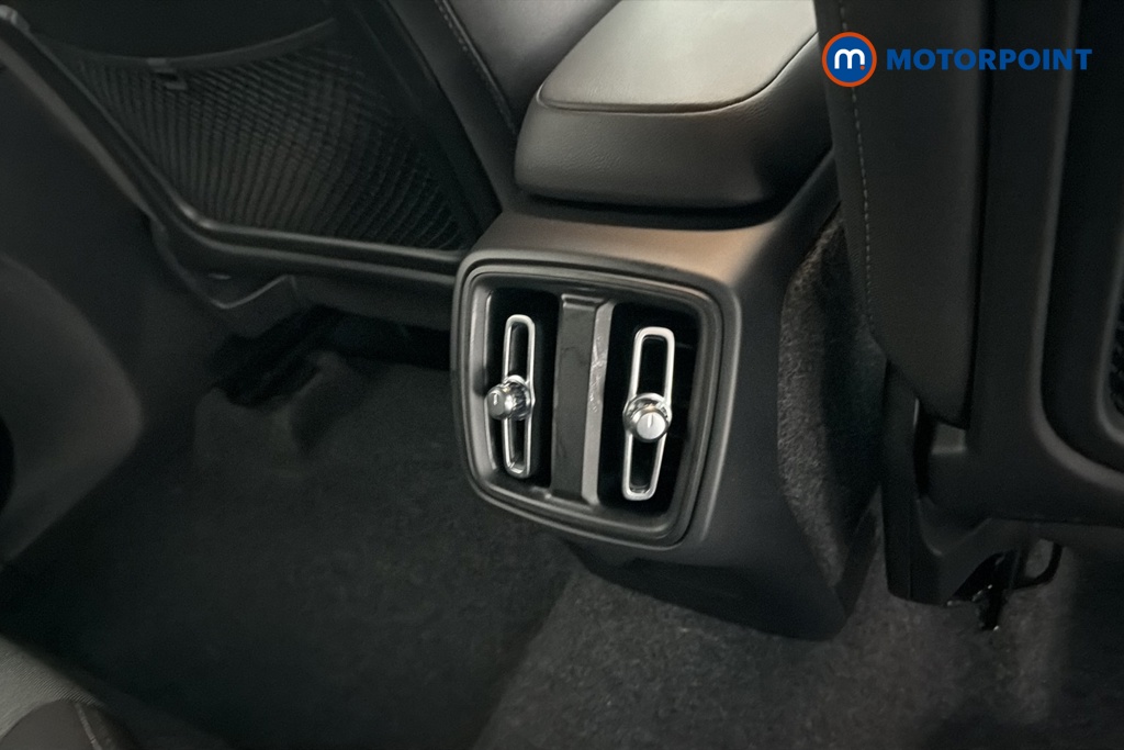 Volvo Xc40 Core Automatic Petrol SUV - Stock Number (1668236) - 28th supplementary image