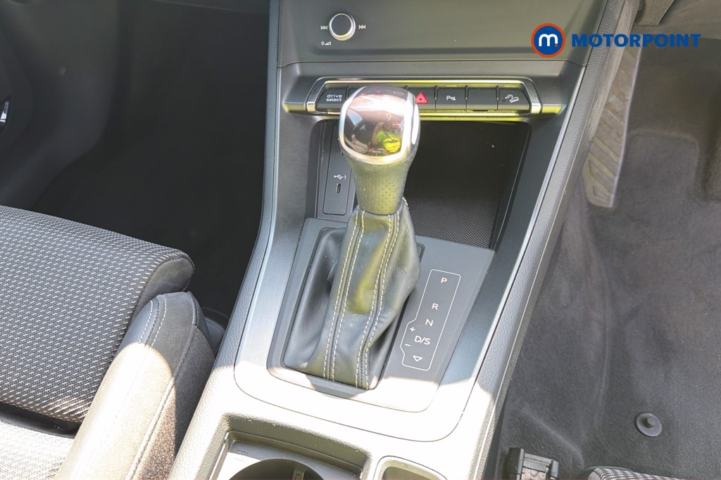 Audi Q3 Black Edition Automatic Diesel SUV - Stock Number (1668248) - 9th supplementary image