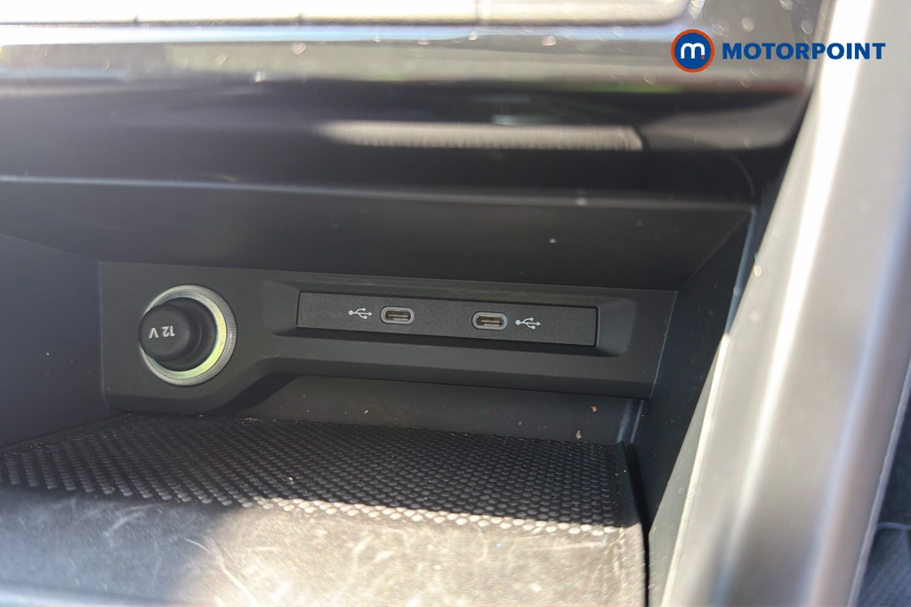 Volkswagen Touran Match Automatic Petrol People Carrier - Stock Number (1668336) - 5th supplementary image