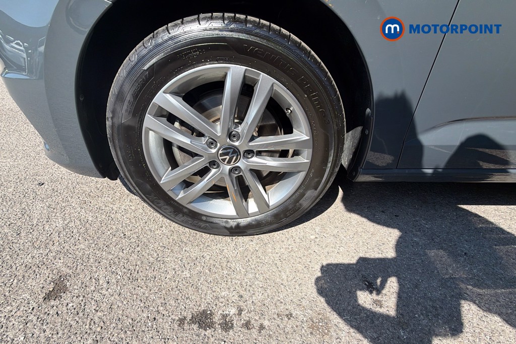 Volkswagen Touran Match Automatic Petrol People Carrier - Stock Number (1668339) - 41st supplementary image