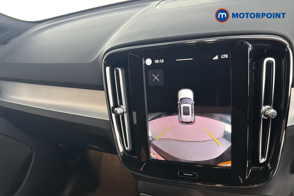 Volvo Xc40 Core Automatic Petrol SUV - Stock Number (1668351) - 13th supplementary image