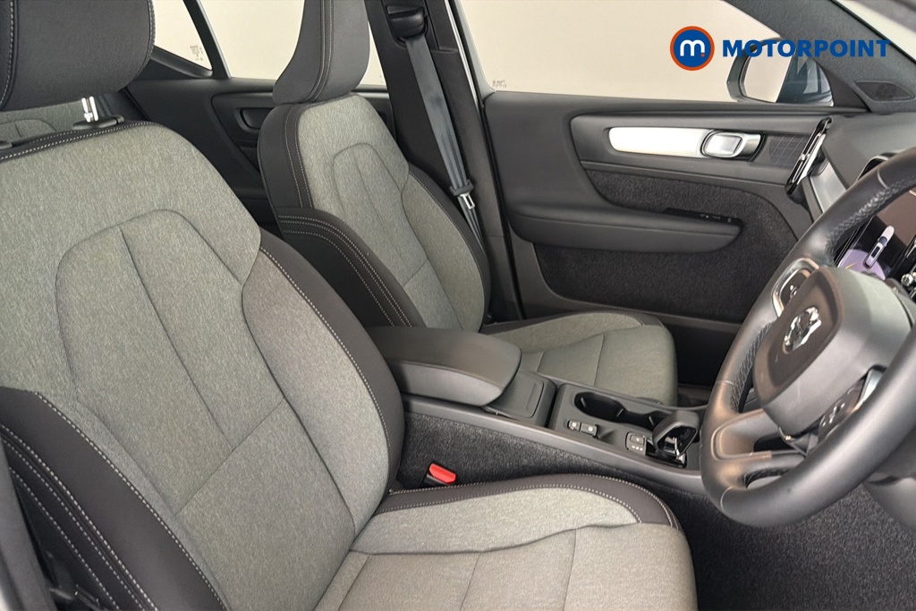 Volvo Xc40 Core Automatic Petrol SUV - Stock Number (1668351) - 22nd supplementary image