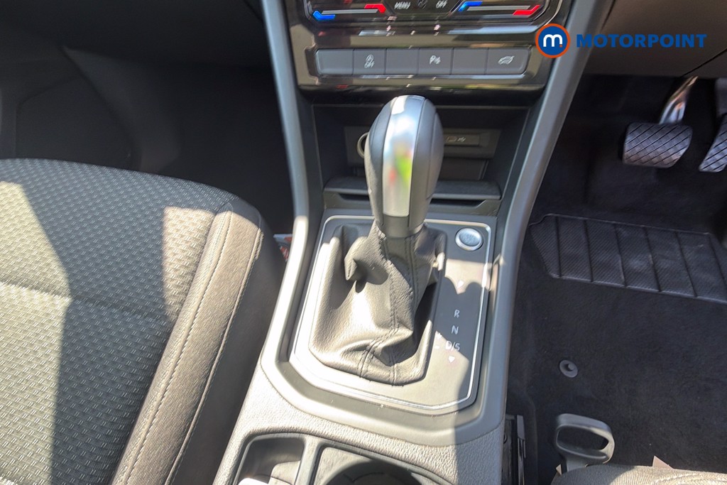 Volkswagen Touran Match Automatic Petrol People Carrier - Stock Number (1668395) - 5th supplementary image