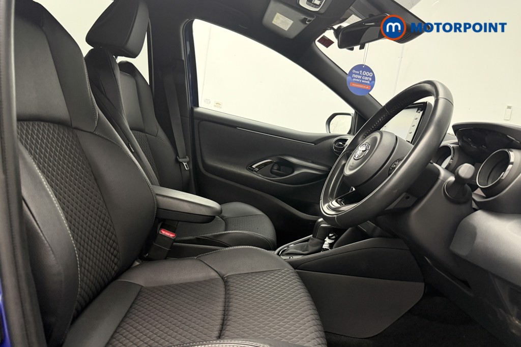 Toyota Yaris Dynamic Automatic Petrol-Electric Hybrid Hatchback - Stock Number (1668440) - 7th supplementary image