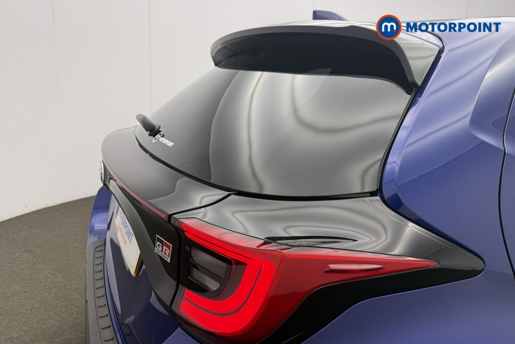 Toyota Yaris Dynamic Automatic Petrol-Electric Hybrid Hatchback - Stock Number (1668440) - 24th supplementary image