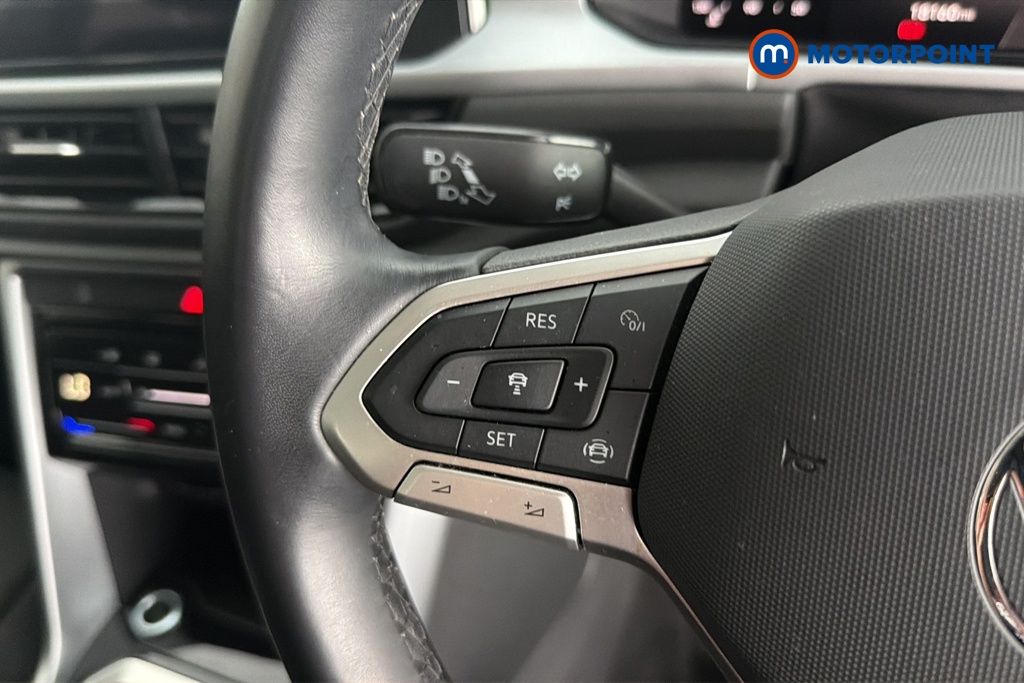 Volkswagen T-Roc Life Manual Petrol SUV - Stock Number (1668453) - 4th supplementary image
