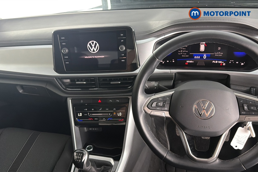 Volkswagen T-Roc Life Manual Petrol SUV - Stock Number (1668453) - 1st supplementary image