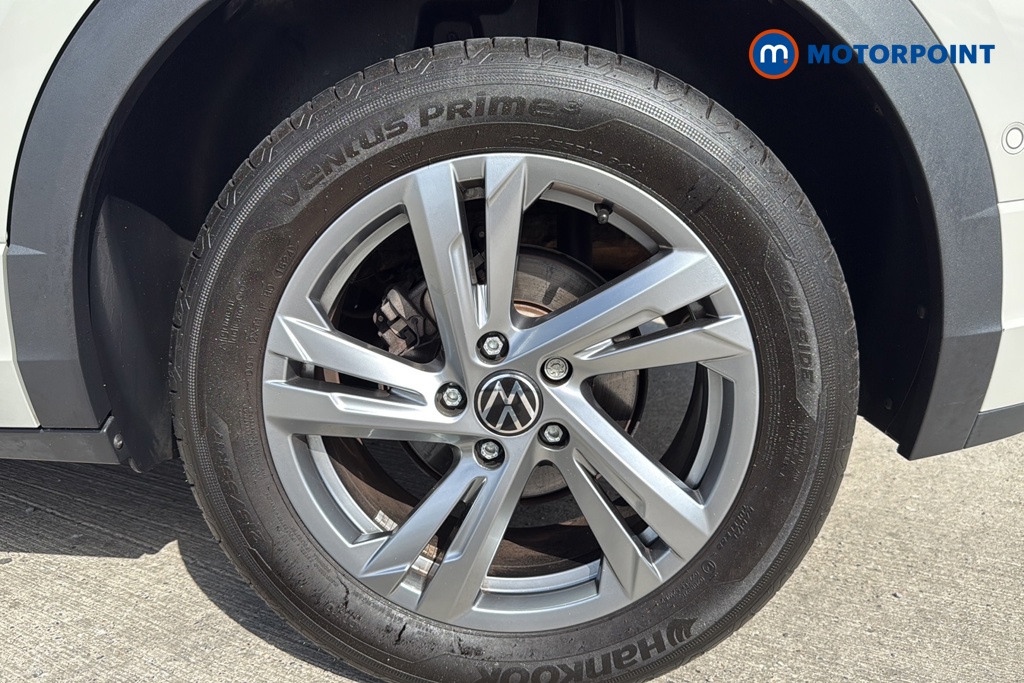Volkswagen T-Roc R-Line Manual Petrol SUV - Stock Number (1668454) - 45th supplementary image