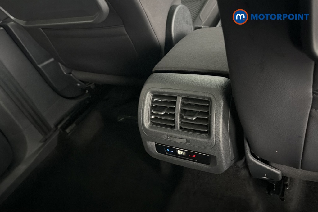 Volkswagen Touran Match Automatic Petrol People Carrier - Stock Number (1668489) - 28th supplementary image