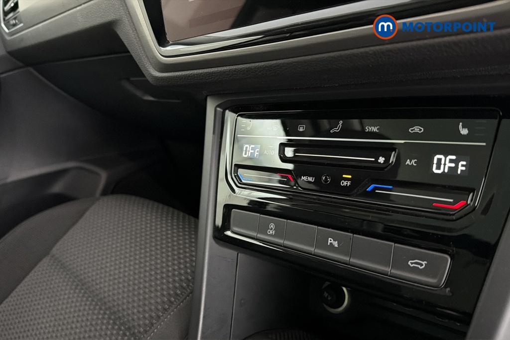 Volkswagen Touran Match Manual Petrol People Carrier - Stock Number (1668491) - 12th supplementary image