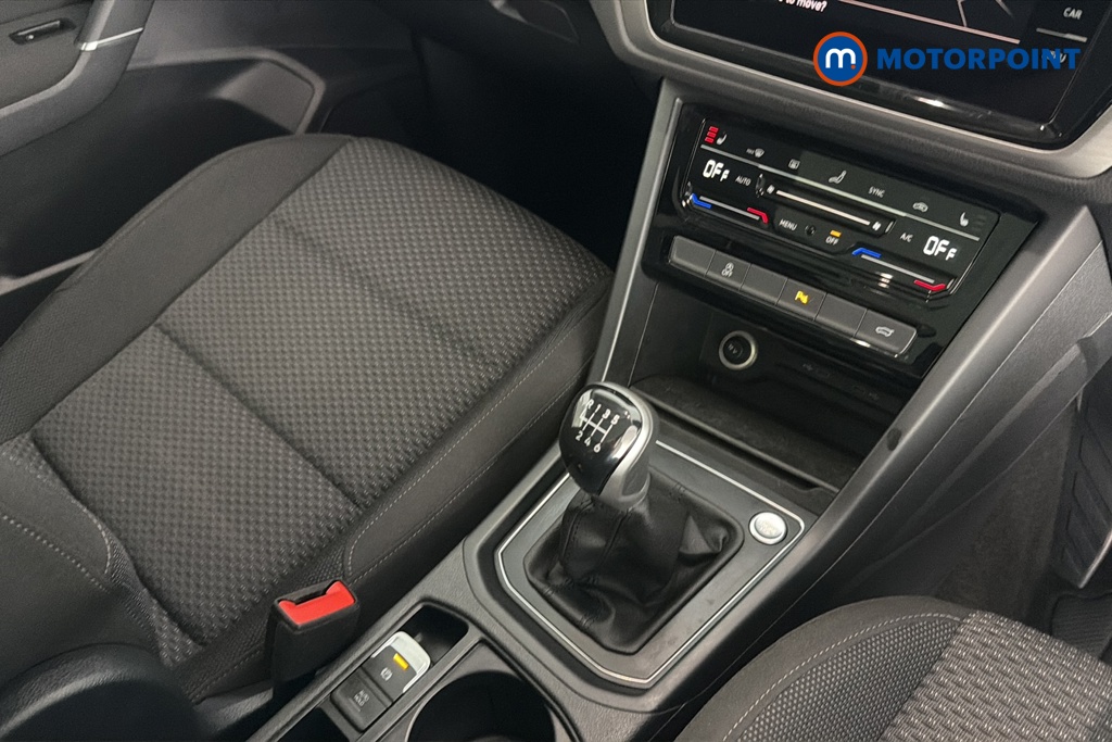 Volkswagen Touran Match Manual Petrol People Carrier - Stock Number (1668491) - 15th supplementary image