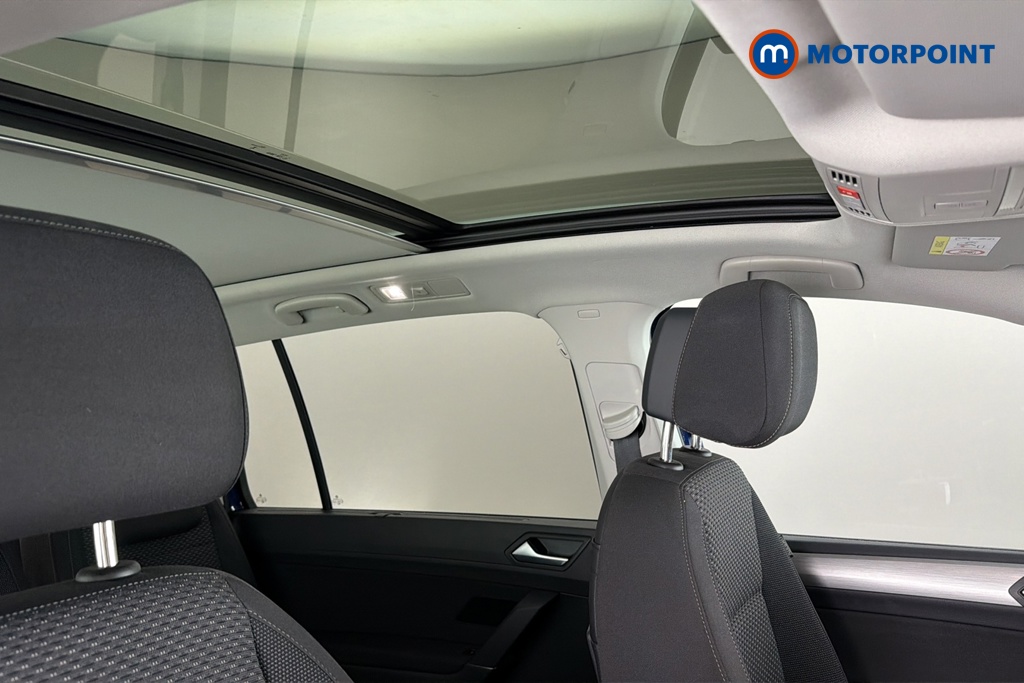 Volkswagen Touran Match Manual Petrol People Carrier - Stock Number (1668491) - 20th supplementary image