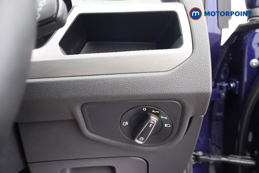 Volkswagen Touran Match Manual Petrol People Carrier - Stock Number (1668495) - 7th supplementary image