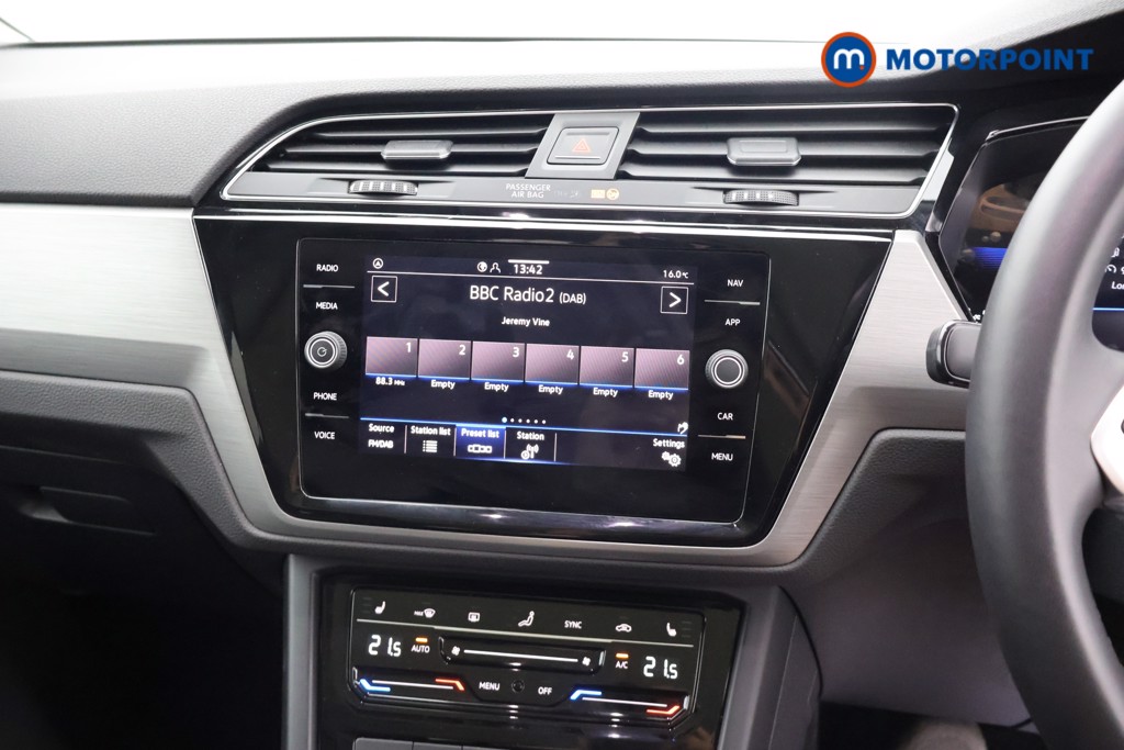 Volkswagen Touran Match Manual Petrol People Carrier - Stock Number (1668495) - 8th supplementary image