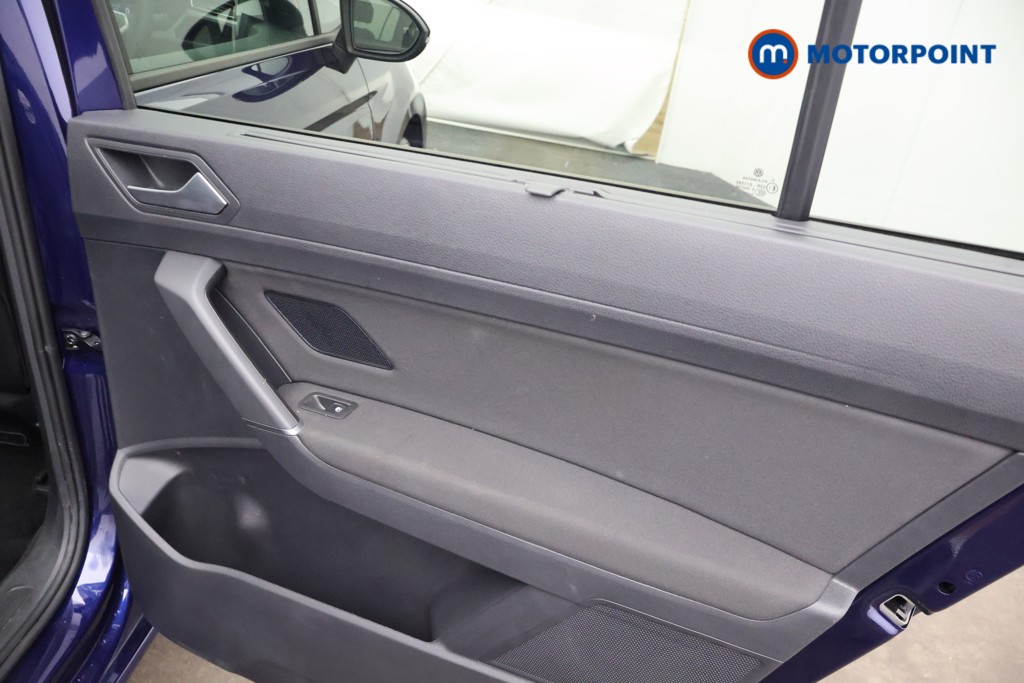 Volkswagen Touran Match Manual Petrol People Carrier - Stock Number (1668495) - 21st supplementary image