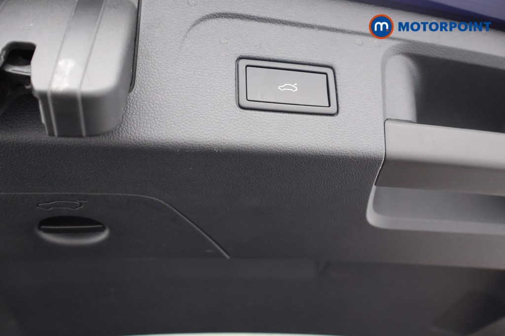 Volkswagen Touran Match Manual Petrol People Carrier - Stock Number (1668495) - 28th supplementary image