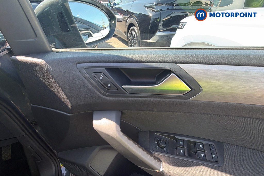 Volkswagen Touran Match Automatic Petrol People Carrier - Stock Number (1668534) - 19th supplementary image
