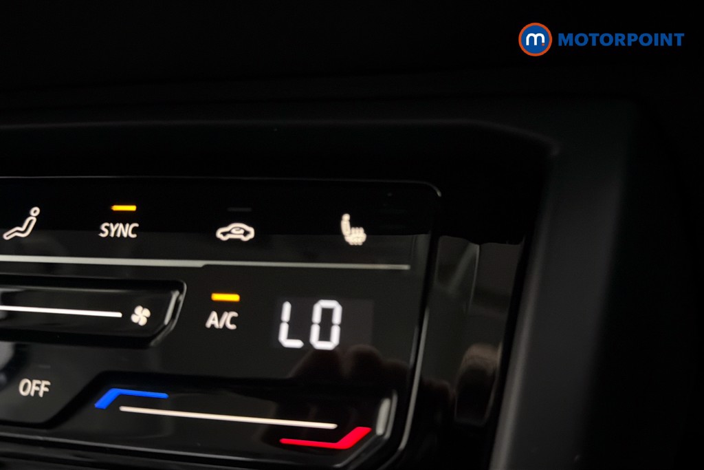 Volkswagen Touran Match Manual Petrol People Carrier - Stock Number (1668544) - 14th supplementary image
