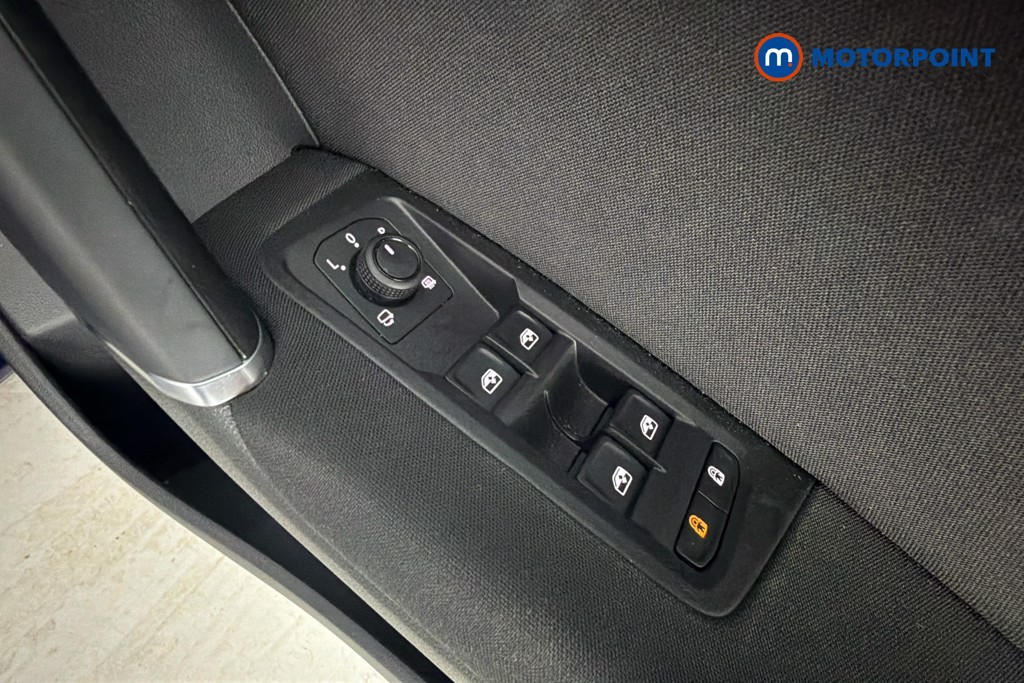 Volkswagen Touran Match Manual Petrol People Carrier - Stock Number (1668544) - 20th supplementary image