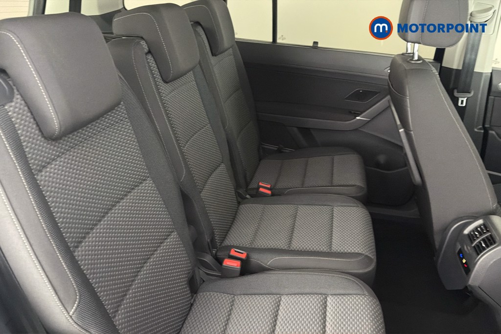 Volkswagen Touran Match Manual Petrol People Carrier - Stock Number (1668544) - 28th supplementary image