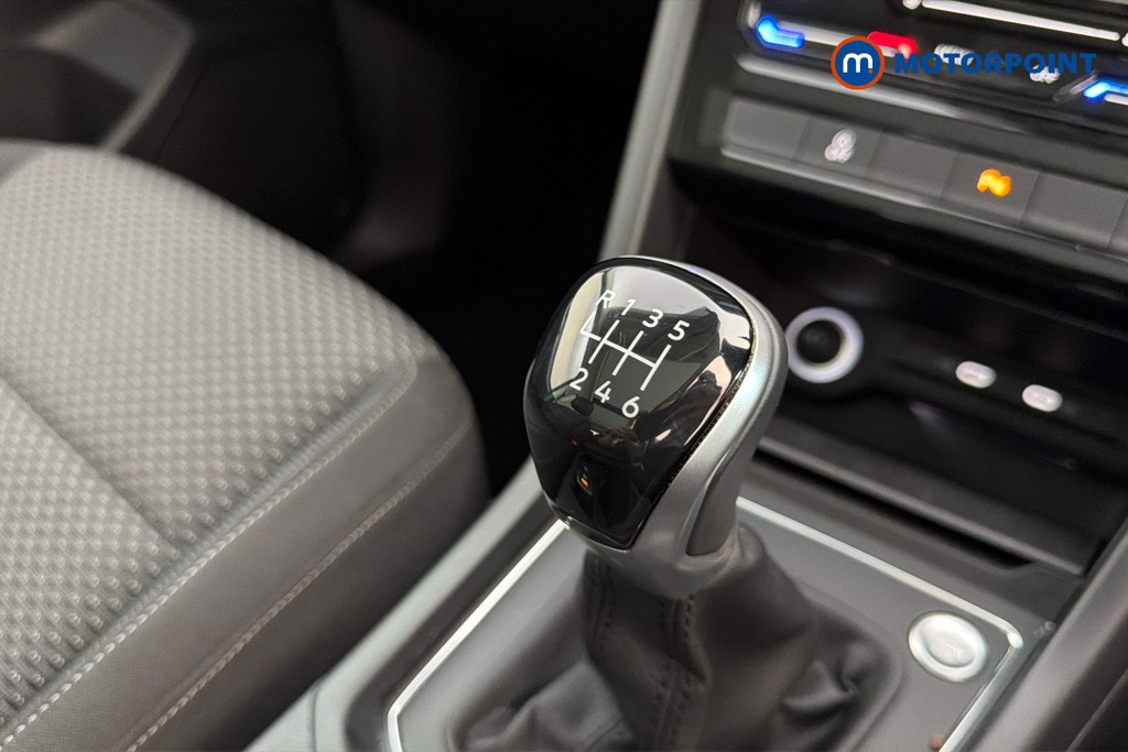 Volkswagen Touran Match Manual Petrol People Carrier - Stock Number (1668547) - 15th supplementary image