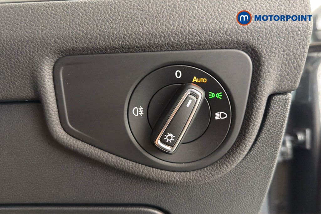 Volkswagen Touran Match Manual Petrol People Carrier - Stock Number (1668547) - 18th supplementary image