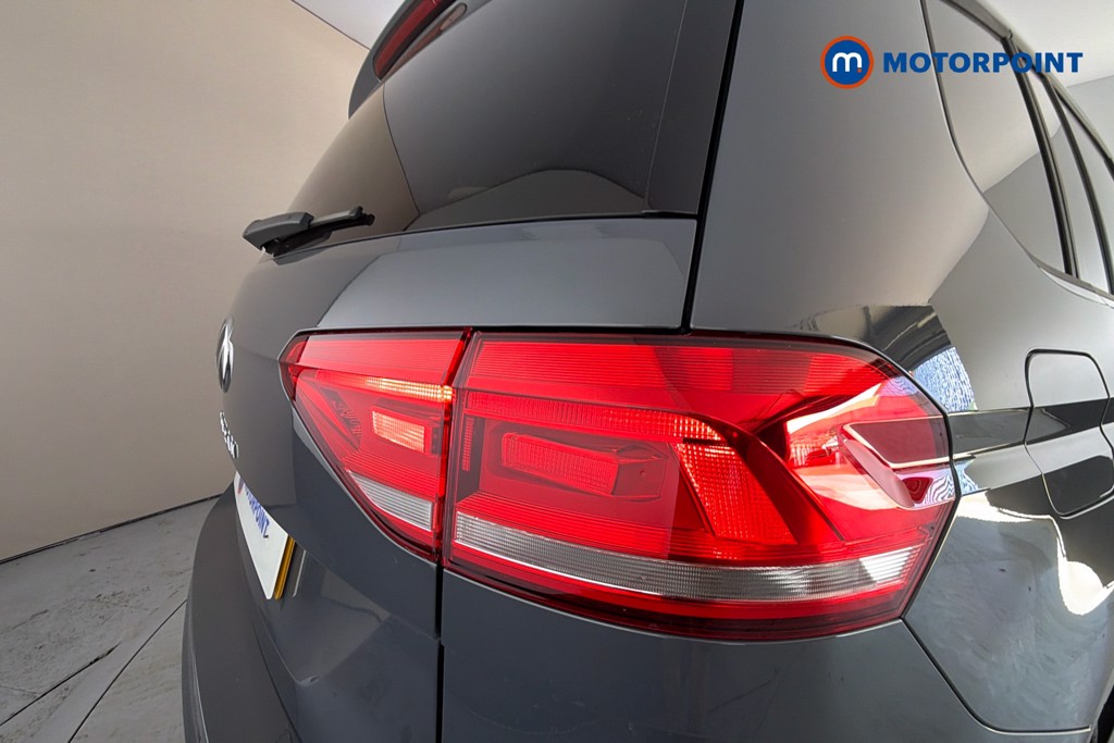 Volkswagen Touran Match Manual Petrol People Carrier - Stock Number (1668547) - 38th supplementary image