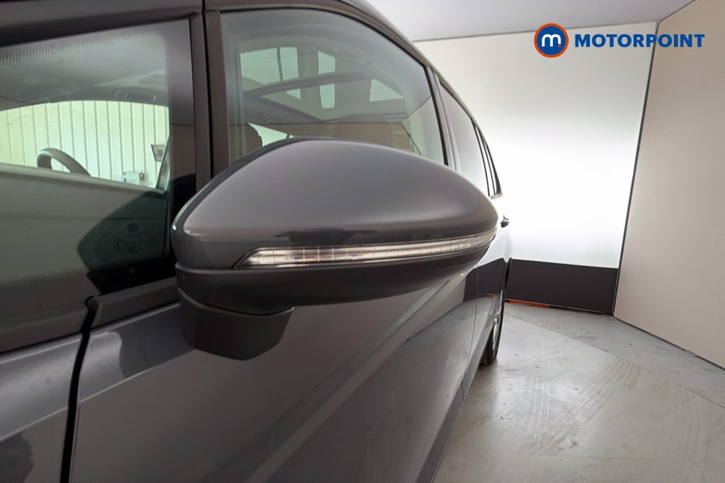 Volkswagen Touran Match Manual Petrol People Carrier - Stock Number (1668547) - 43rd supplementary image