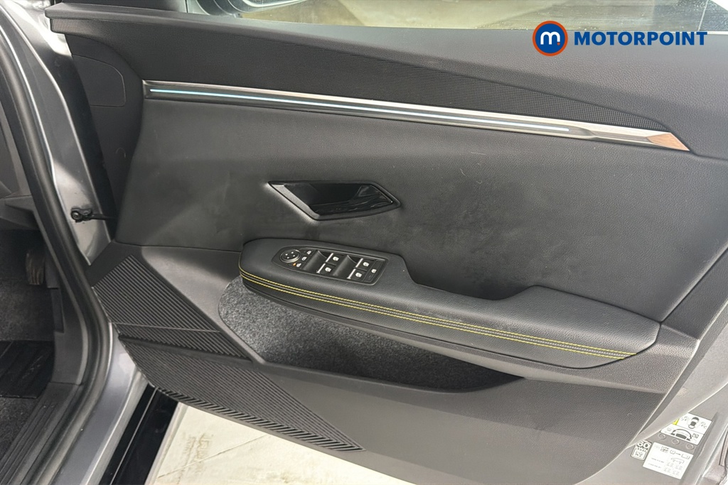 Renault Megane E-Tech Techno Automatic Electric Hatchback - Stock Number (1668578) - 18th supplementary image
