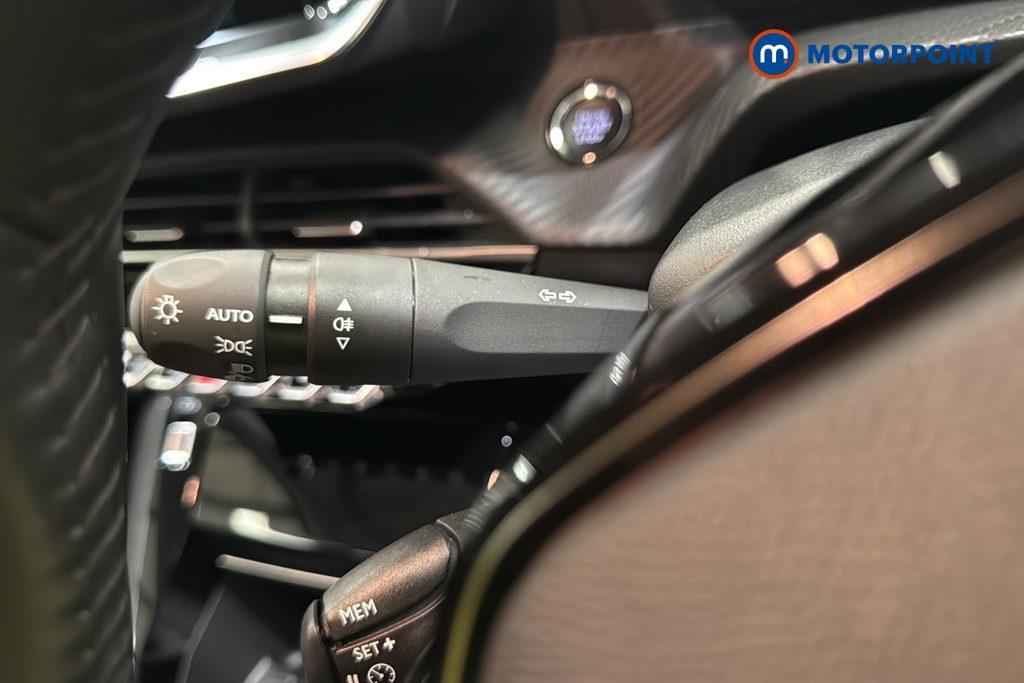Peugeot 208 Allure Premium -Plus Manual Petrol Hatchback - Stock Number (1668844) - 5th supplementary image