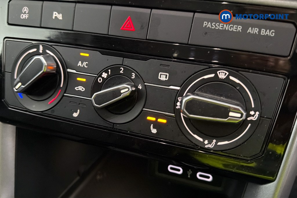 Volkswagen T-Cross Active Manual Petrol SUV - Stock Number (1668880) - 14th supplementary image