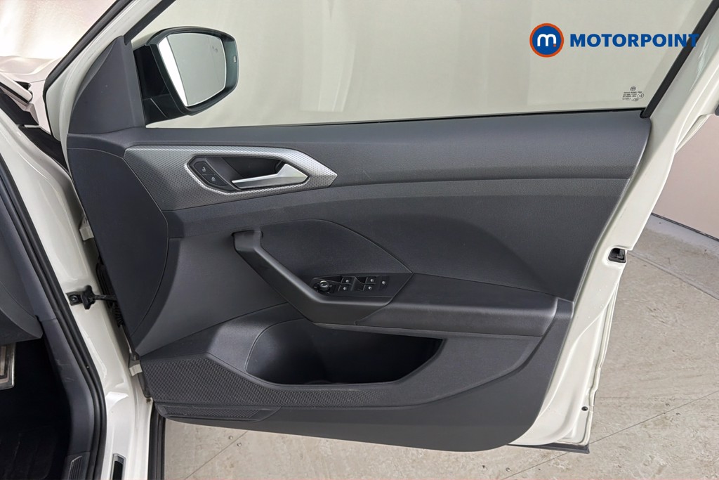 Volkswagen T-Cross Active Manual Petrol SUV - Stock Number (1668880) - 19th supplementary image