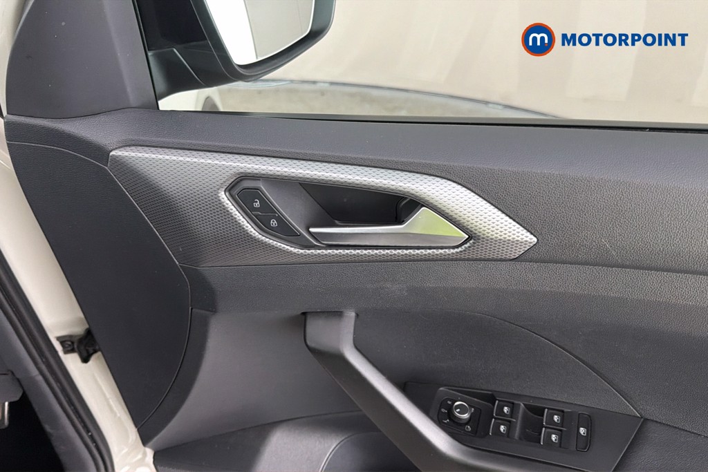 Volkswagen T-Cross Active Manual Petrol SUV - Stock Number (1668880) - 42nd supplementary image