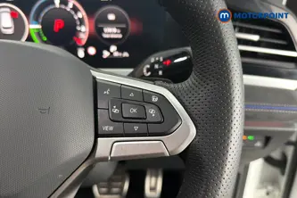Volkswagen Passat R-Line Automatic Petrol Plug-In Hybrid Estate - Stock Number (1669010) - 3rd supplementary image