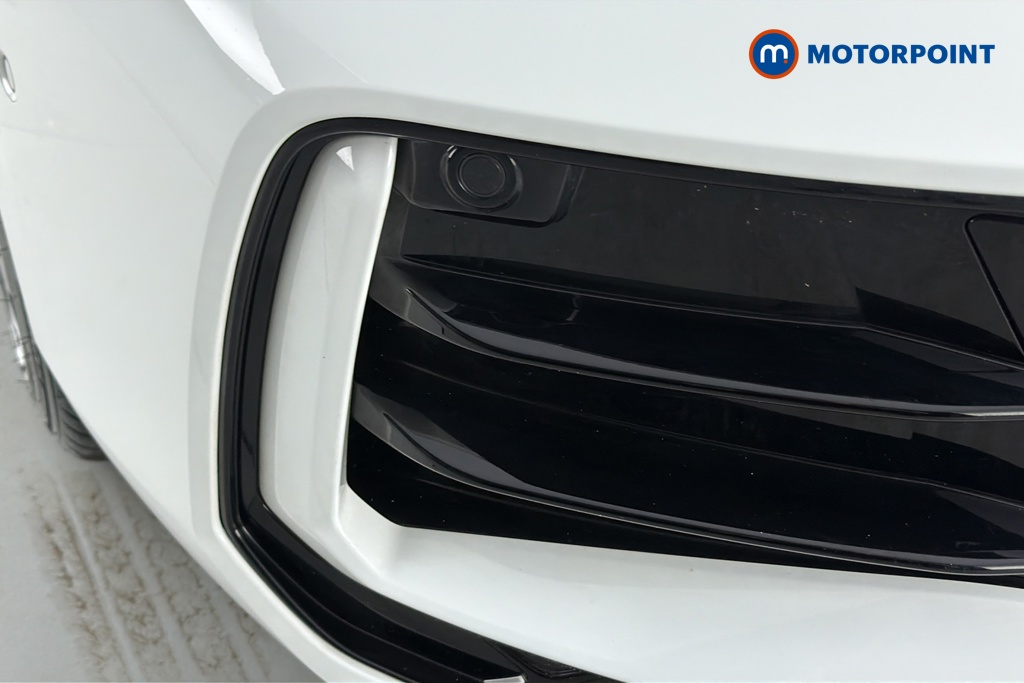 Volkswagen Passat R-Line Automatic Petrol Plug-In Hybrid Estate - Stock Number (1669010) - 38th supplementary image