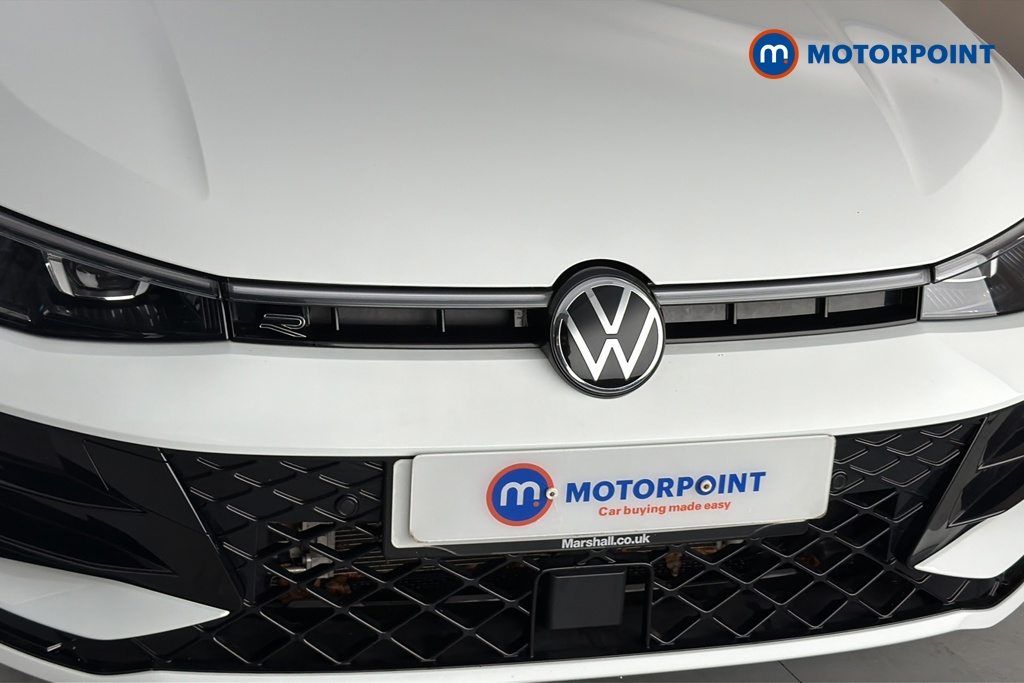 Volkswagen Passat R-Line Automatic Petrol Plug-In Hybrid Estate - Stock Number (1669010) - 43rd supplementary image