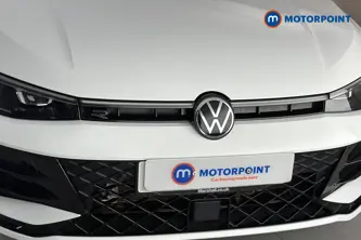 Volkswagen Passat R-Line Automatic Petrol Plug-In Hybrid Estate - Stock Number (1669010) - 43rd supplementary image